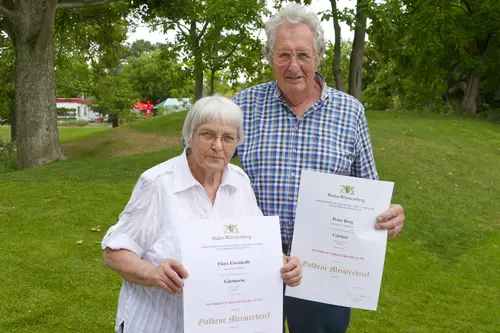 Goldener Meisterbrief-Verleihung im Juli 2023 an Flora Eisenkolb und Peter Berg